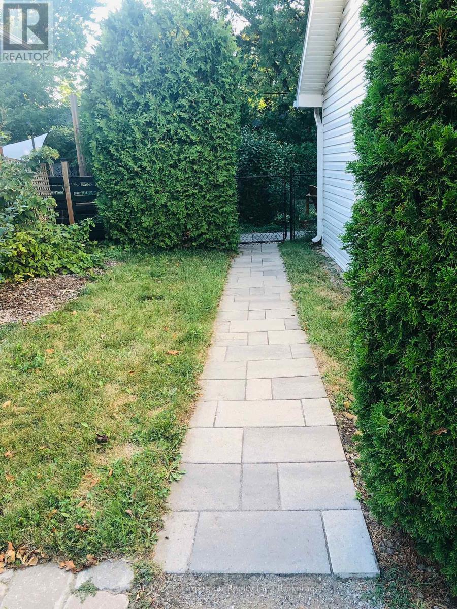 Lower - 2093 Maplewood Drive, Burlington, Ontario  L7R 2C6 - Photo 28 - W12757758