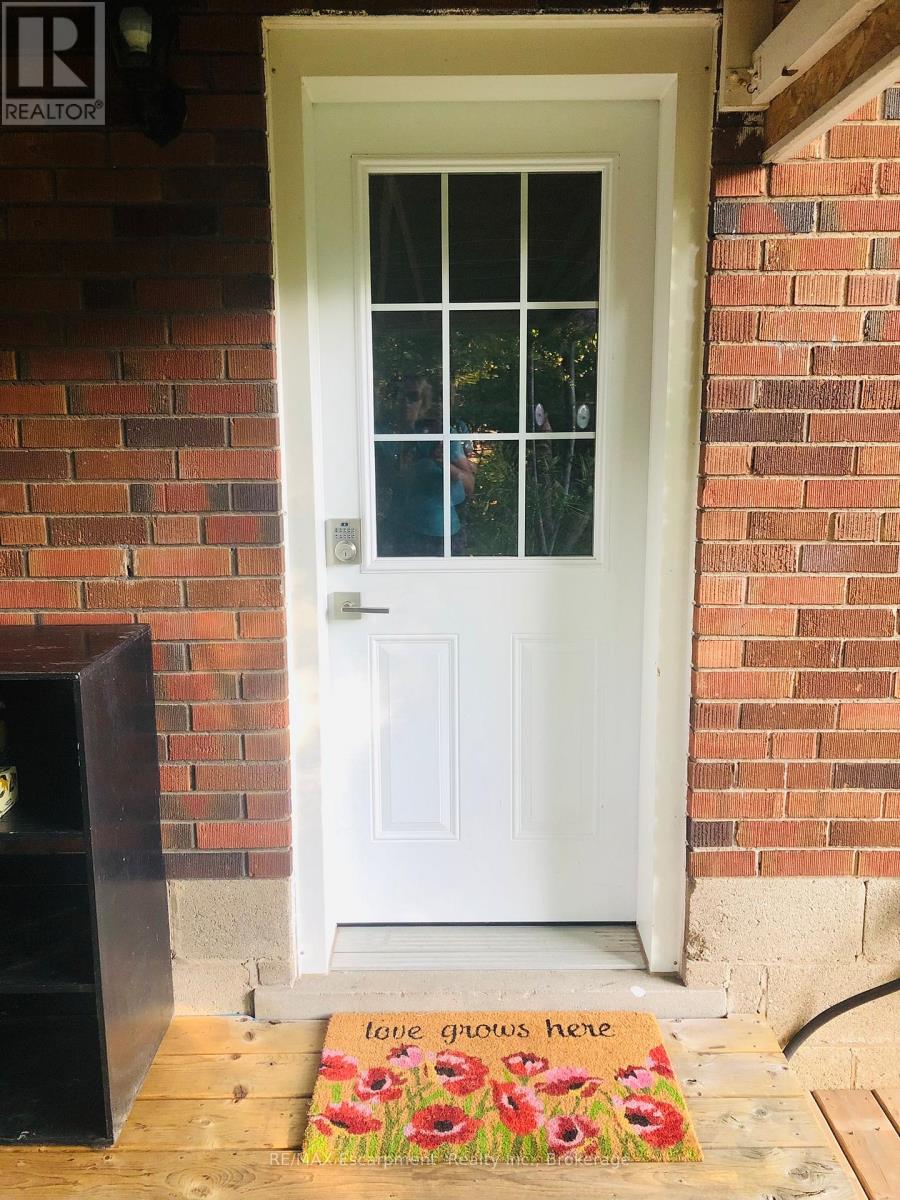 Lower - 2093 Maplewood Drive, Burlington, Ontario  L7R 2C6 - Photo 25 - W12757758