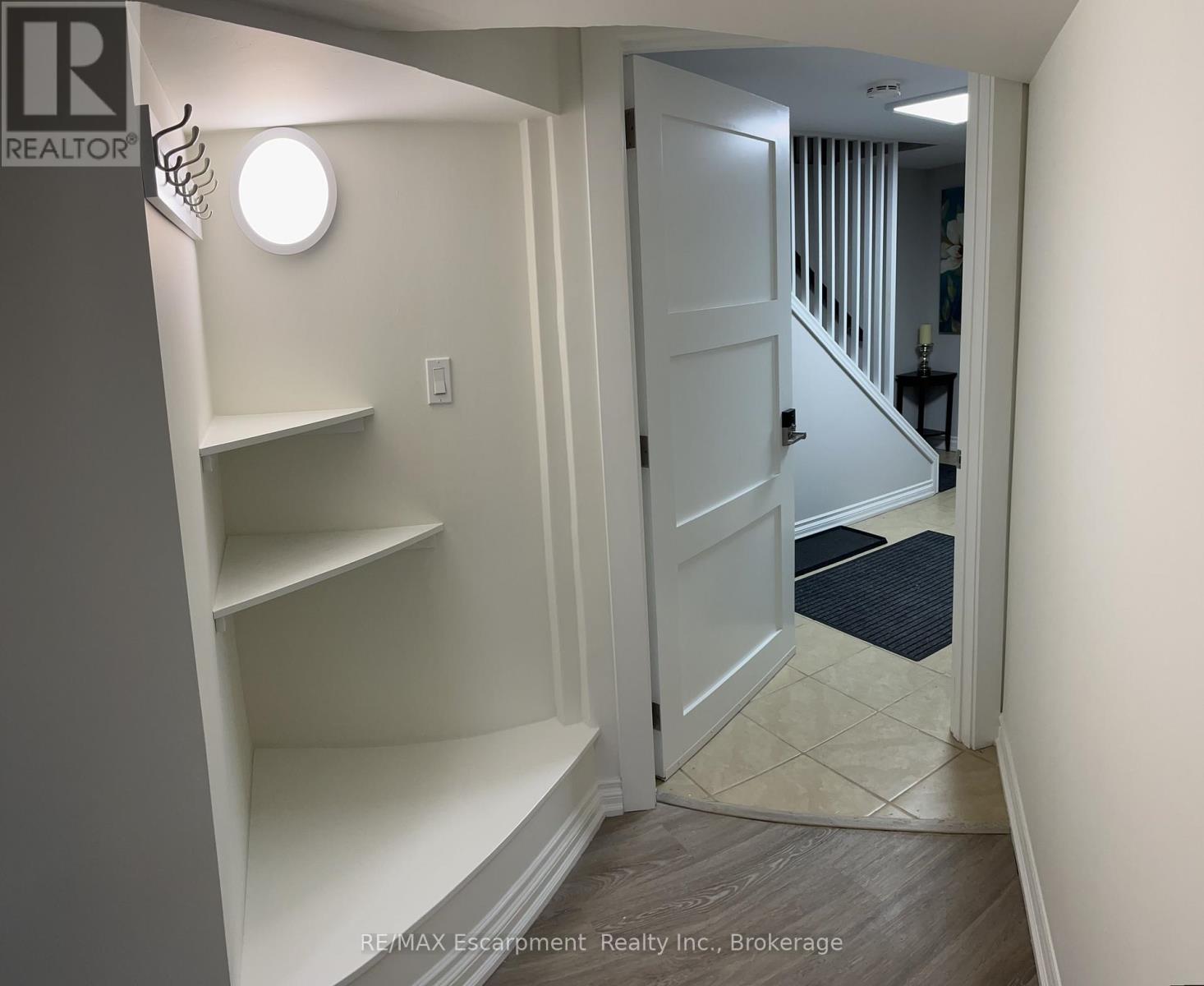 Lower - 2093 Maplewood Drive, Burlington, Ontario  L7R 2C6 - Photo 36 - W12757758