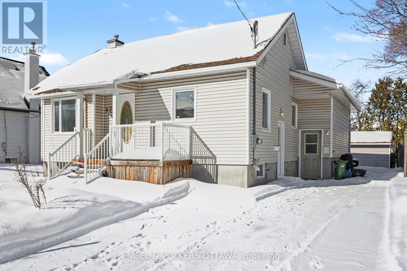 87 King George Street, Ottawa, Ontario  K1K 1V4 - Photo 3 - X12799378