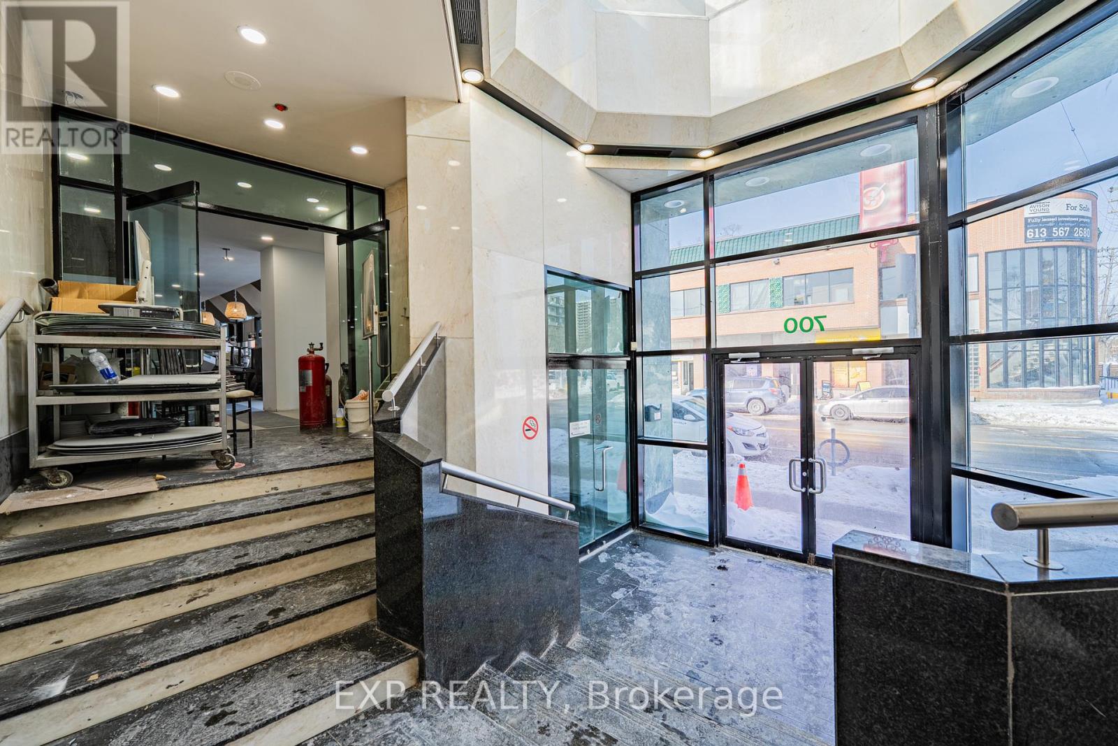 700 Somerset Street W, Ottawa, Ontario  K1R 6P6 - Photo 10 - X12799380