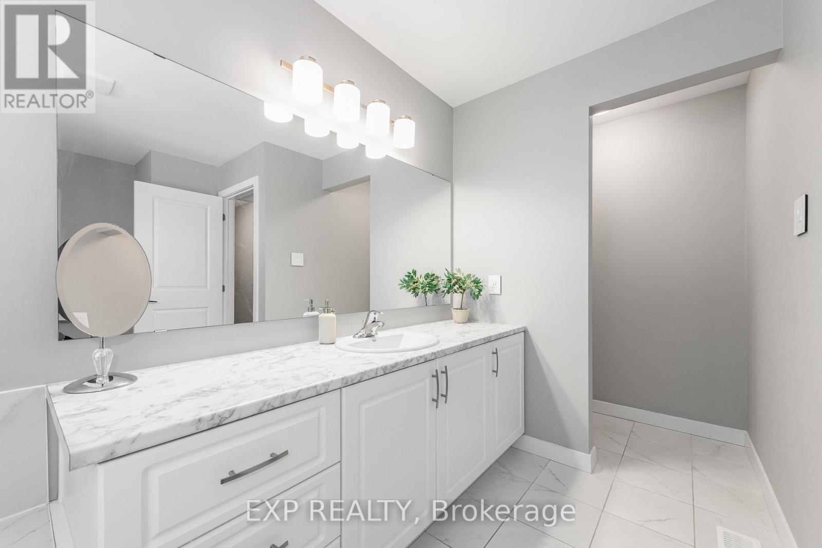 13 Fanning Street, Carleton Place, Ontario  K1S 1N4 - Photo 28 - X12799460