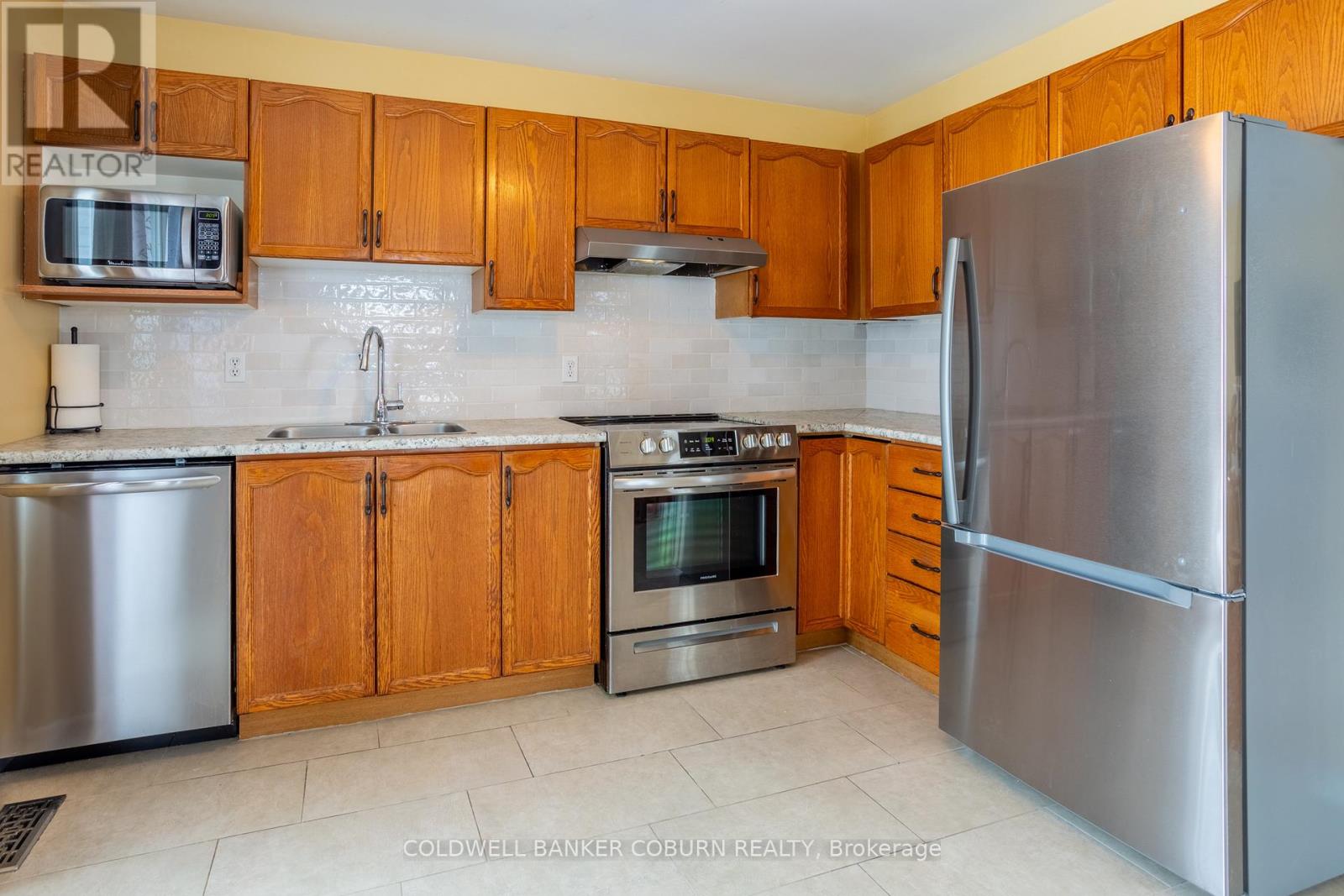 28 Landrigan Street, Arnprior, Ontario  K7S 2S6 - Photo 8 - X12799470