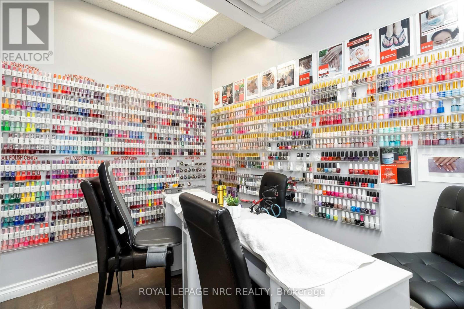 B - 207 Cross Street, Oakville, Ontario  L6J 2W9 - Photo 19 - W12799498