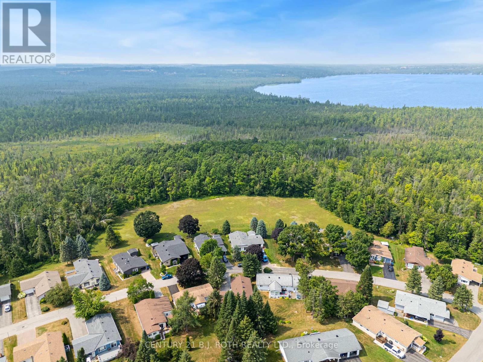 62 Tamarack Drive, Oro-Medonte, Ontario  L0L 1T0 - Photo 22 - S12512128