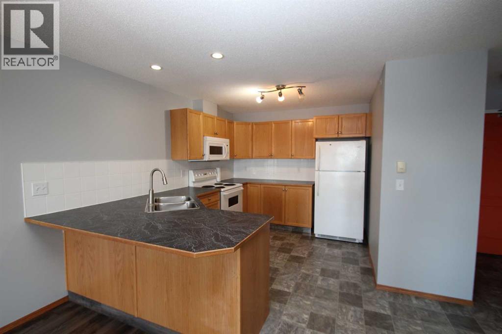 320, 260 Duston Street, Red Deer, Alberta  T4R 2S7 - Photo 15 - A2287268