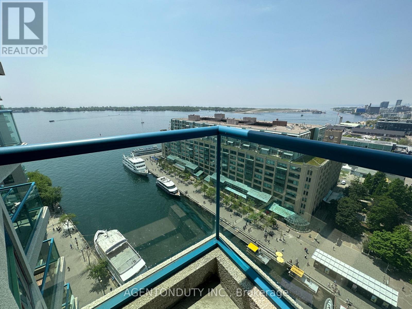 2211 - 77 Harbour Square, Toronto, Ontario  M5J 2S2 - Photo 1 - C12799332