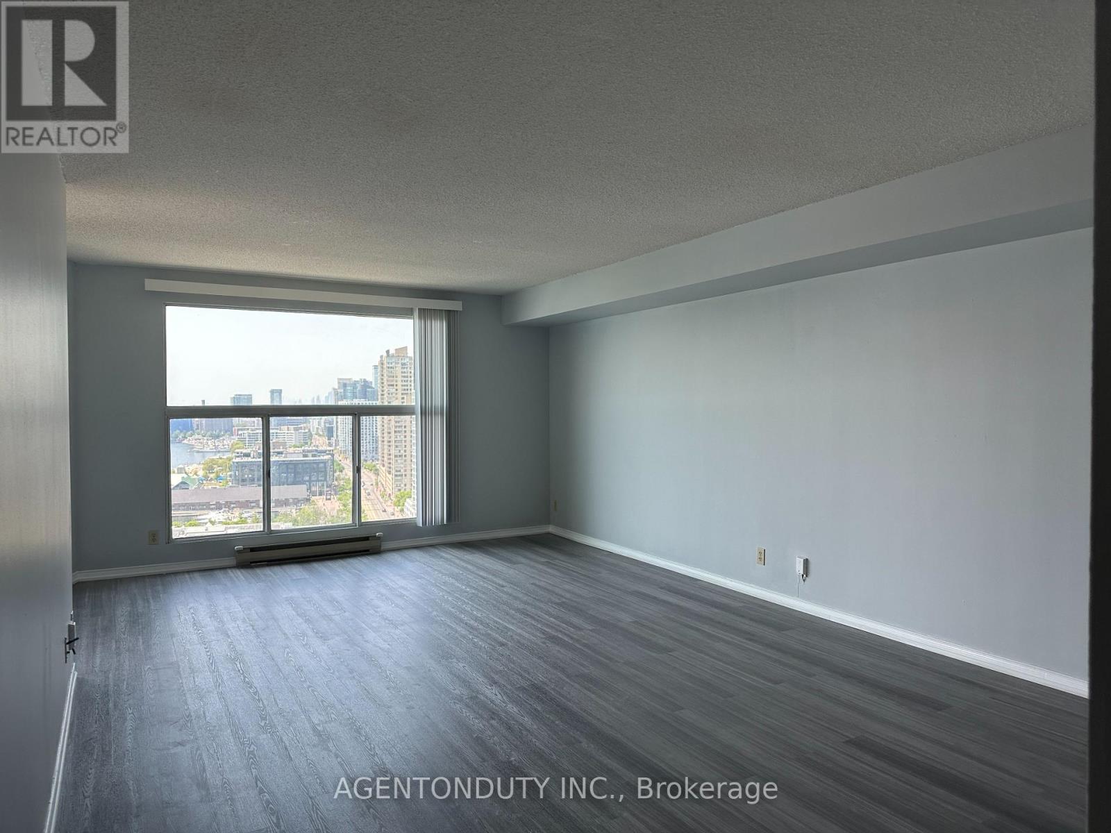 2211 - 77 Harbour Square, Toronto, Ontario  M5J 2S2 - Photo 20 - C12799332