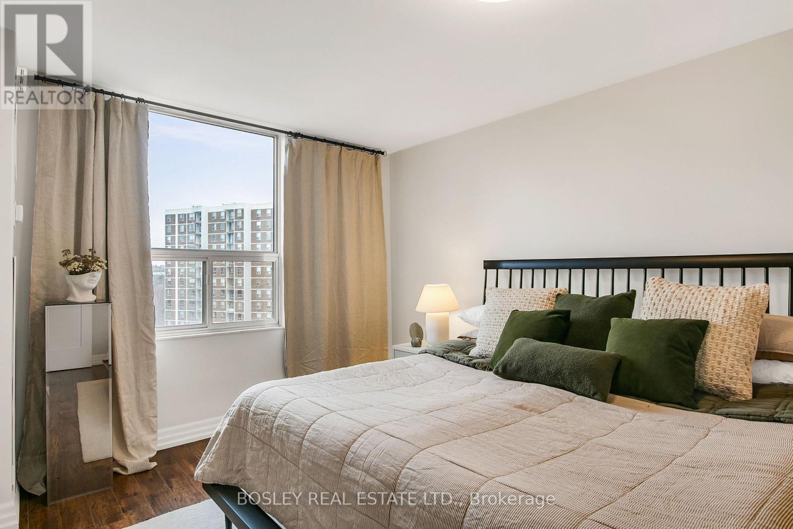 1411 - 10 Edgecliff Golfway, Toronto, Ontario  M3C 3A3 - Photo 22 - C12799342