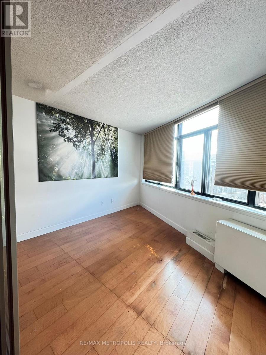 704 - 250 Queens Quay W, Toronto, Ontario  M5J 2N2 - Photo 3 - C12799366