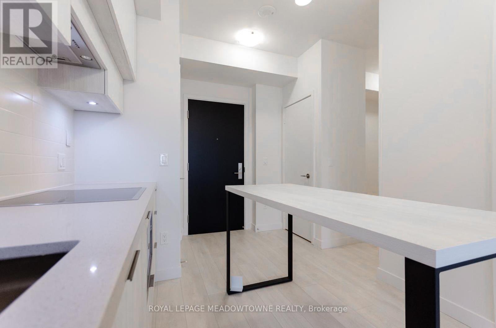 2608 - 8 Eglinton Avenue E, Toronto, Ontario  M4P 0C1 - Photo 3 - C12799382