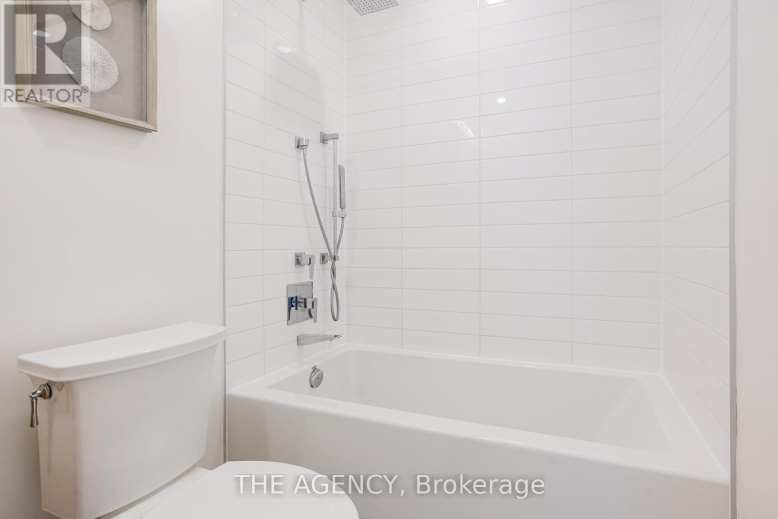 2214 - 25 Richmond Street E, Toronto, Ontario  M5C 0A6 - Photo 11 - C12799446