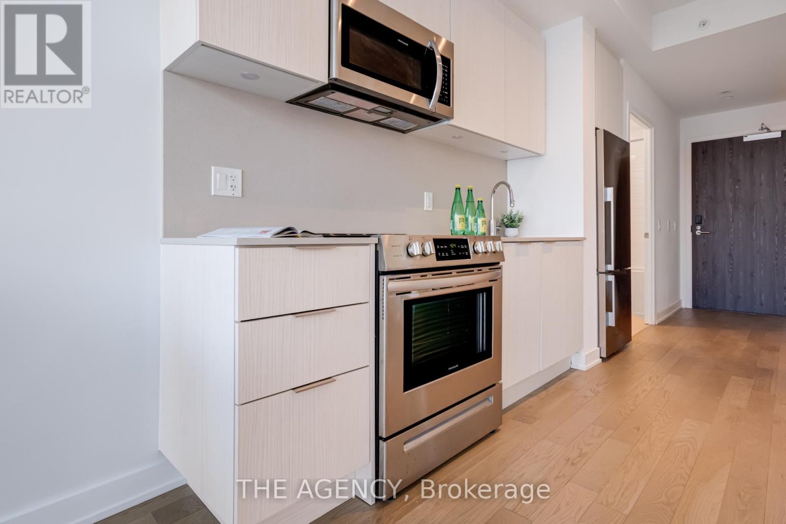 2214 - 25 Richmond Street E, Toronto, Ontario  M5C 0A6 - Photo 7 - C12799446