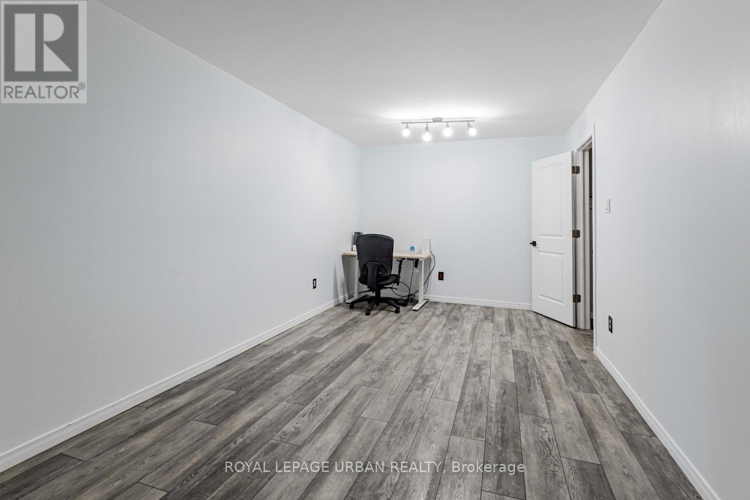 505 - 25 Maitland Street, Toronto, Ontario  M4Y 2W1 - Photo 10 - C12799488