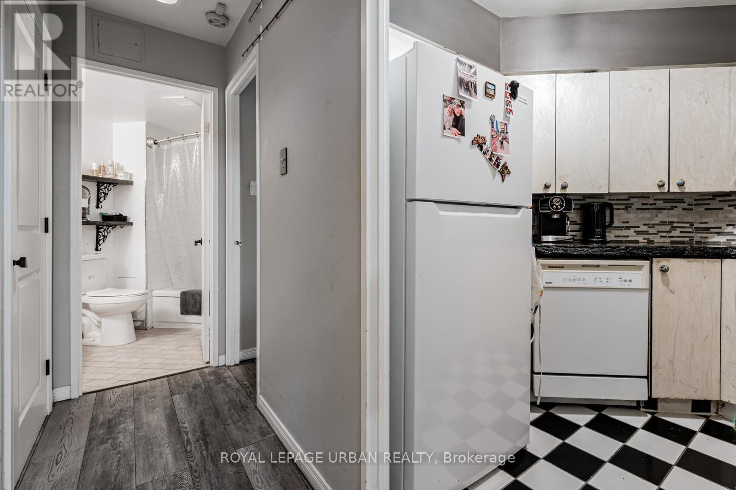 505 - 25 Maitland Street, Toronto, Ontario  M4Y 2W1 - Photo 14 - C12799488