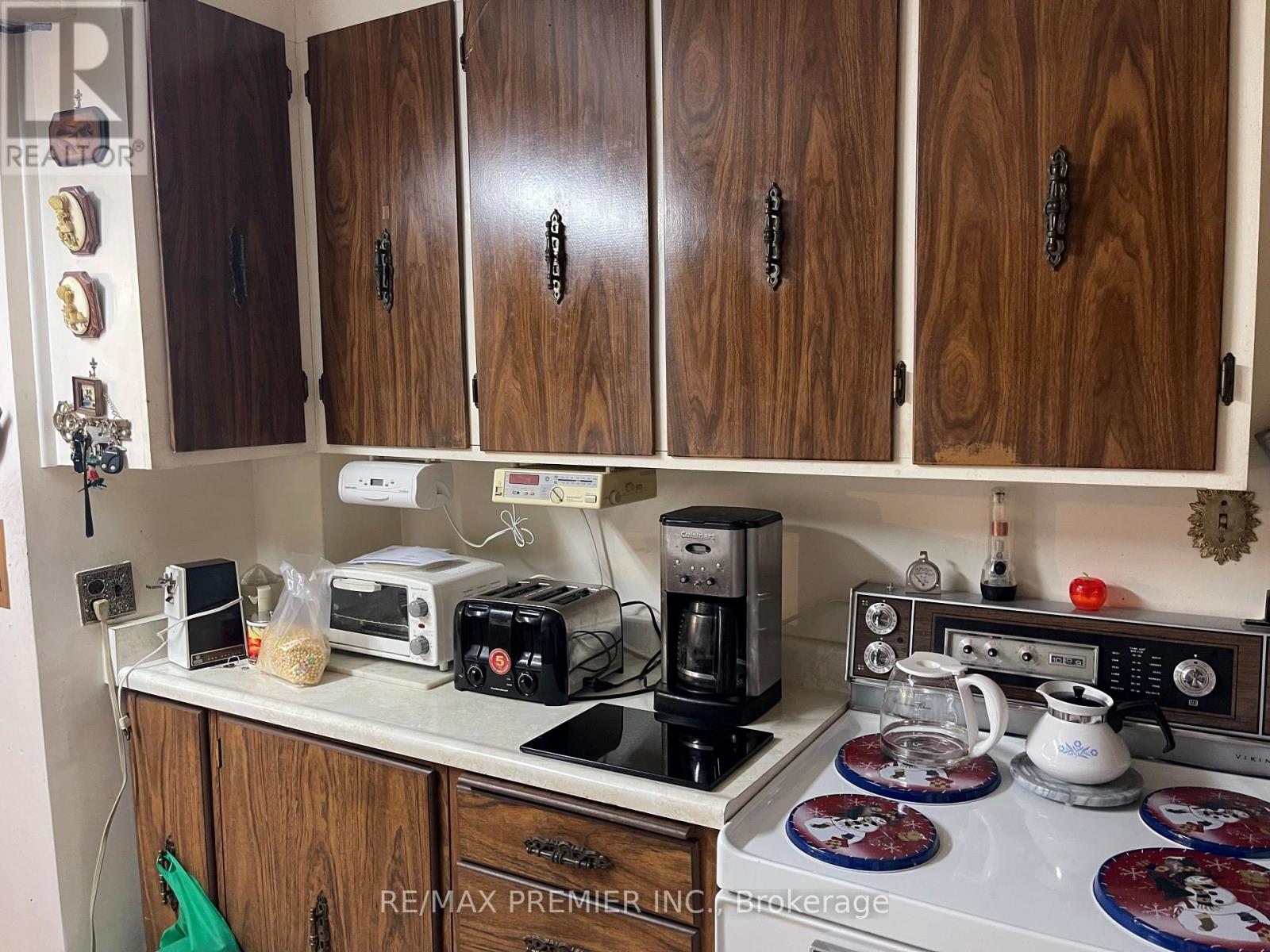 33 Forest Road, Ajax, Ontario  L1S 2N2 - Photo 4 - E12799376