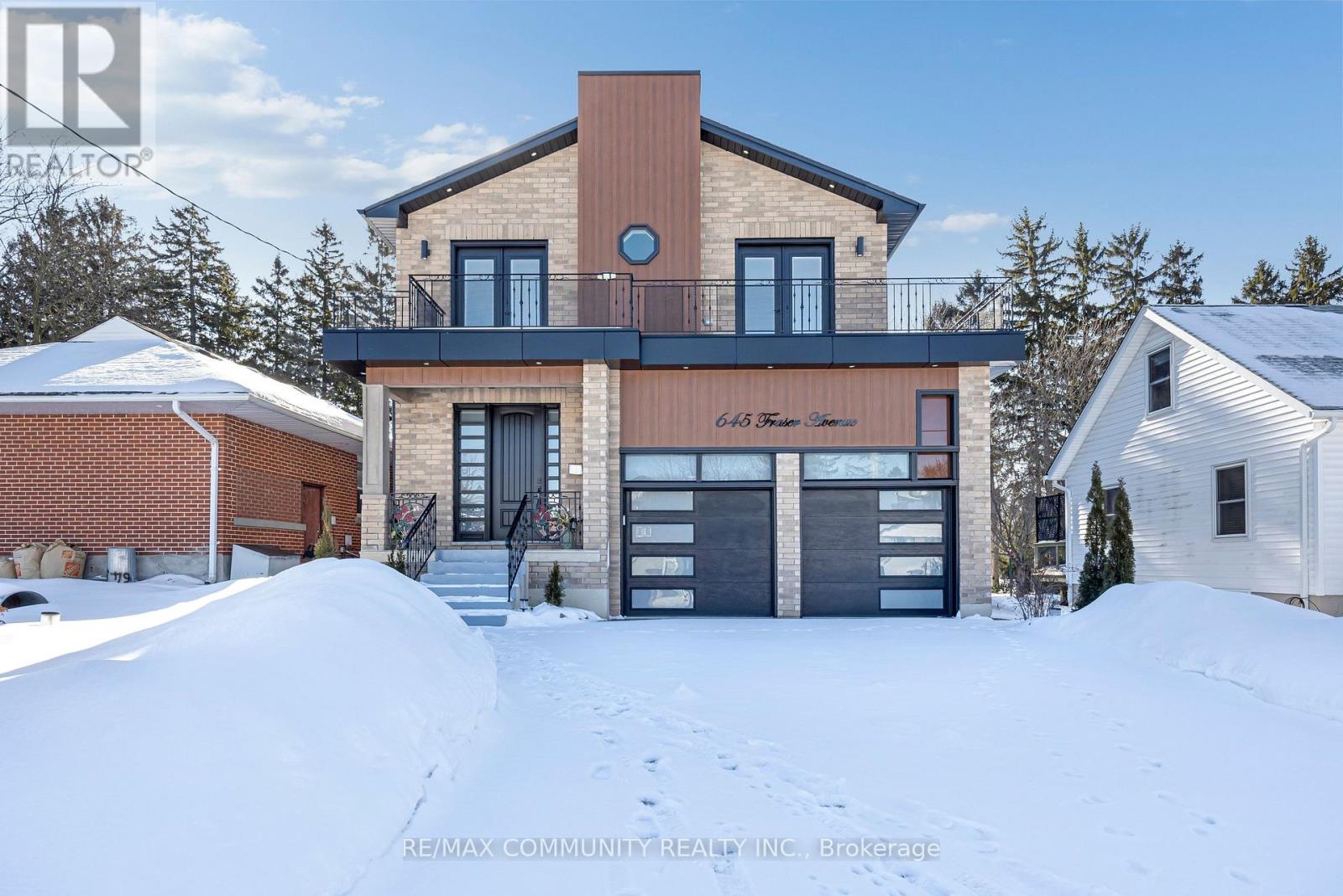 645 Fraser Avenue, Oshawa, Ontario  L1J 6R8 - Photo 2 - E12799418