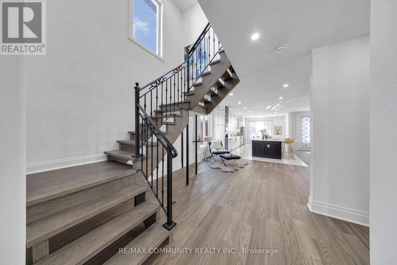 645 Fraser Avenue, Oshawa, Ontario  L1J 6R8 - Photo 8 - E12799418