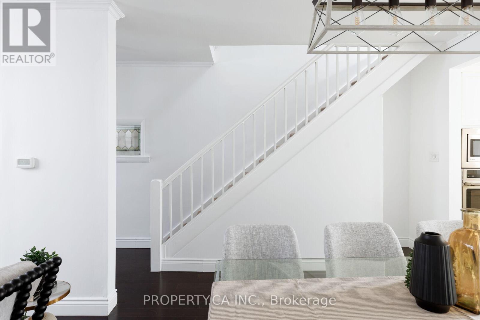 14 Galt Avenue, Toronto, Ontario  M4M 2Z1 - Photo 15 - E12799424