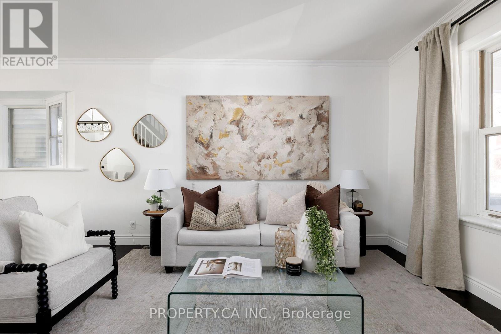 14 Galt Avenue, Toronto, Ontario  M4M 2Z1 - Photo 3 - E12799424