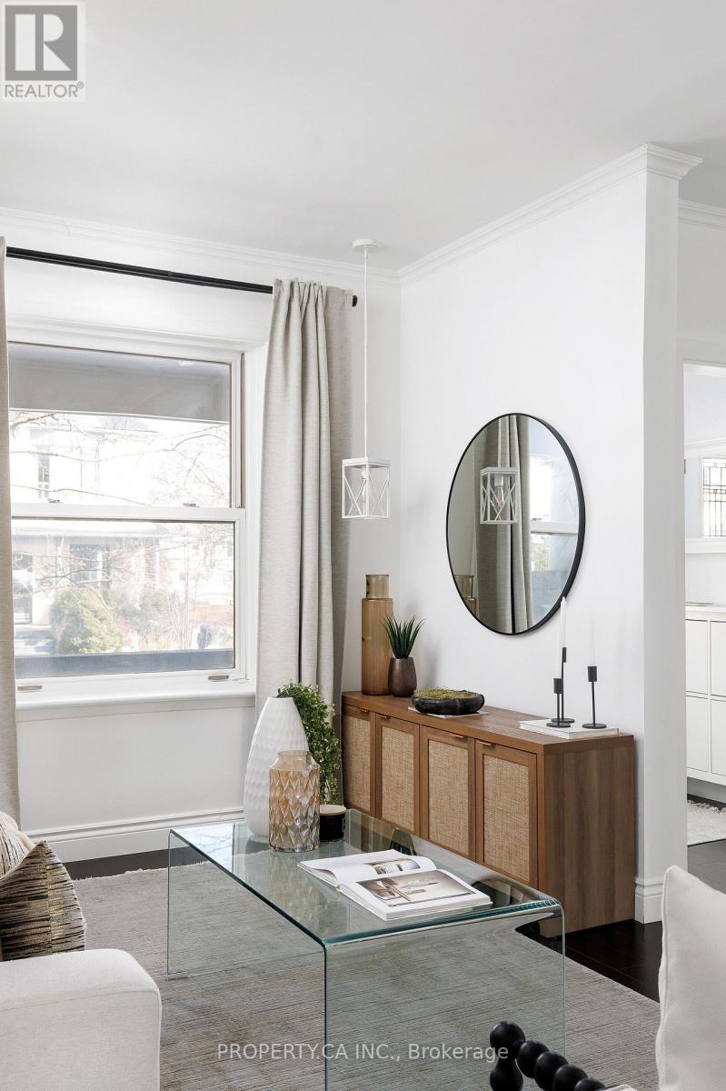 14 Galt Avenue, Toronto, Ontario  M4M 2Z1 - Photo 5 - E12799424