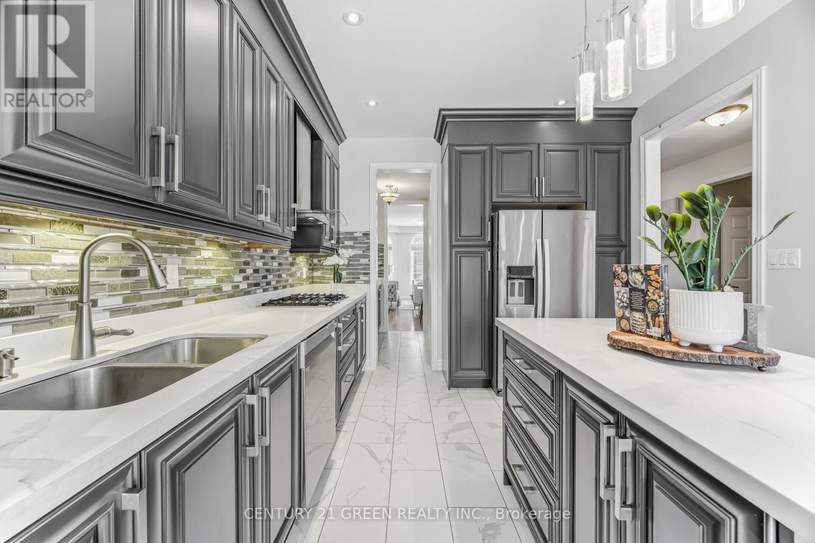 27 Outlook Terrace Drive, Markham, Ontario  L6E 1J9 - Photo 15 - N12799362