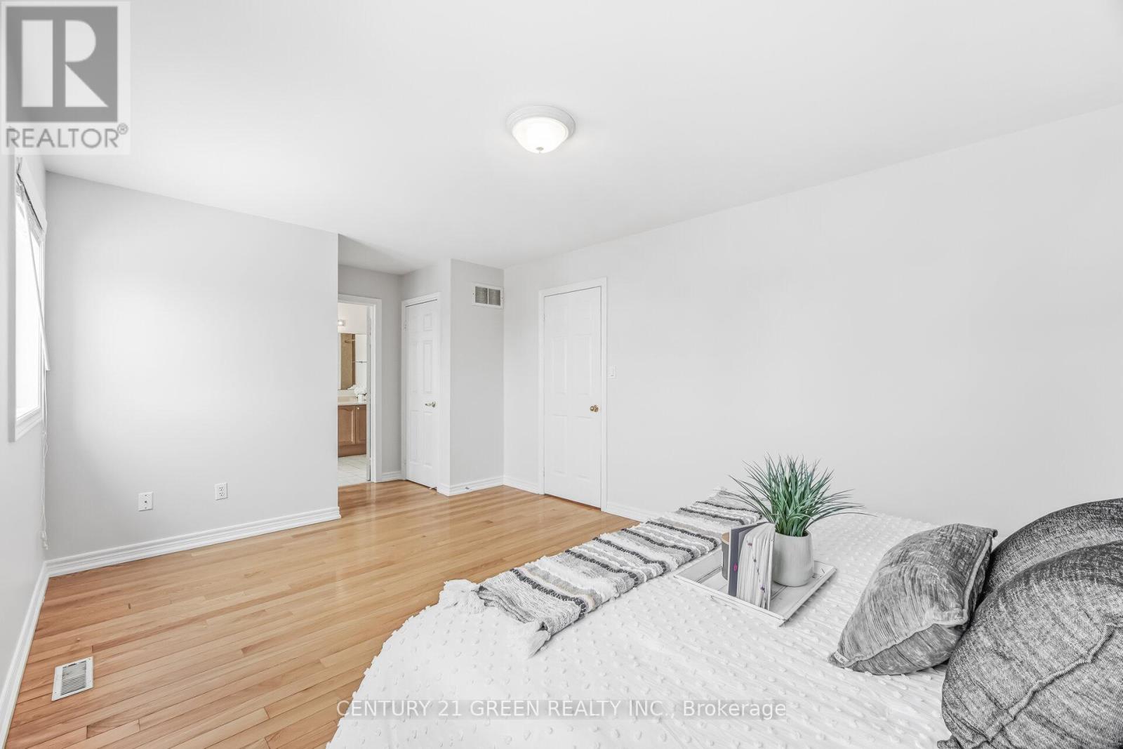 27 Outlook Terrace Drive, Markham, Ontario  L6E 1J9 - Photo 28 - N12799362