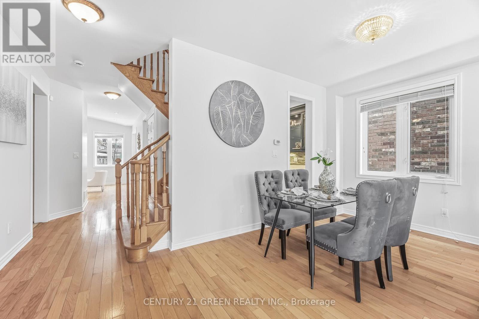 27 Outlook Terrace Drive, Markham, Ontario  L6E 1J9 - Photo 5 - N12799362