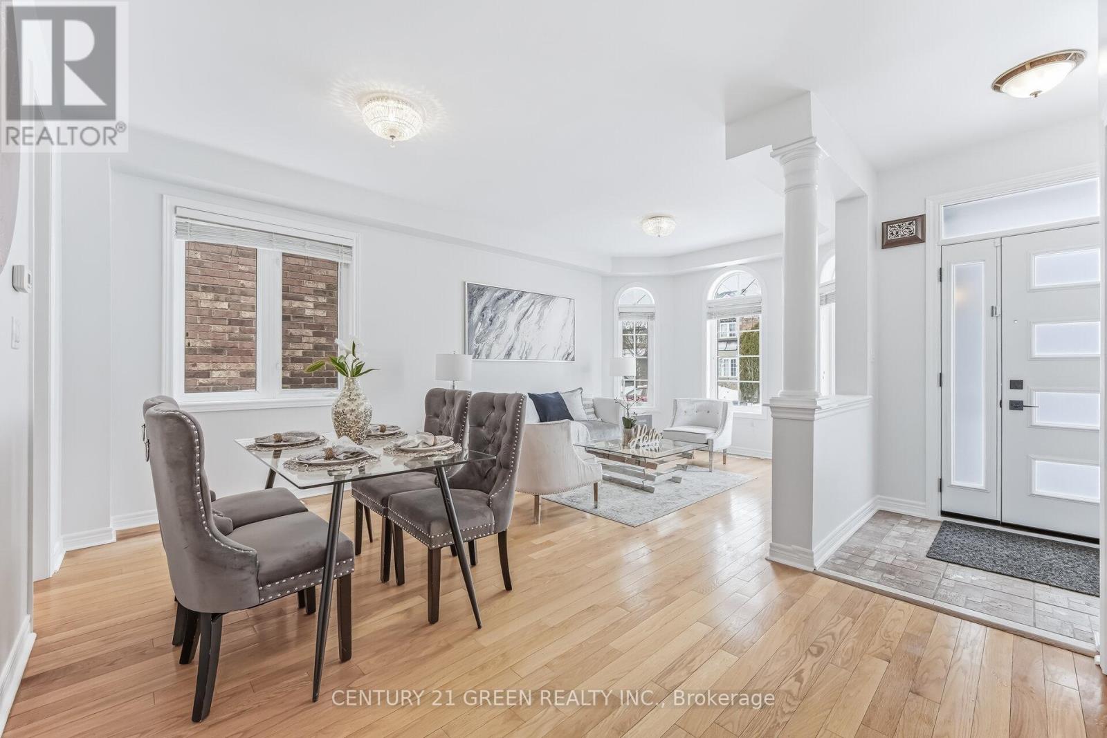 27 Outlook Terrace Drive, Markham, Ontario  L6E 1J9 - Photo 7 - N12799362