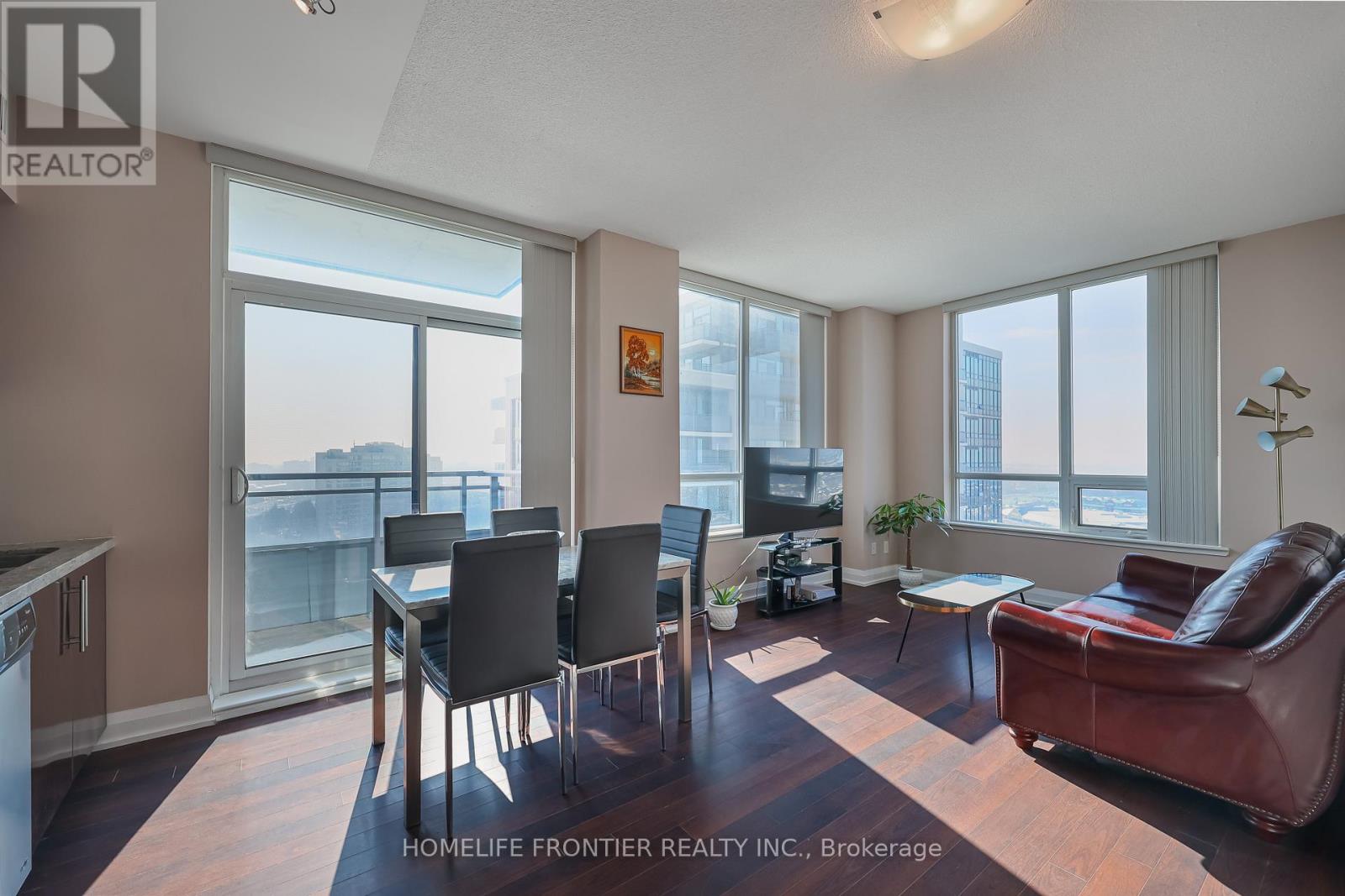 1408 - 75 North Park Road, Vaughan, Ontario  L4J 0H8 - Photo 5 - N12799402