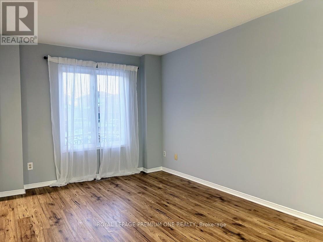 69 Mcknight Crescent, New Tecumseth, Ontario  L0G 1W0 - Photo 4 - N12799490