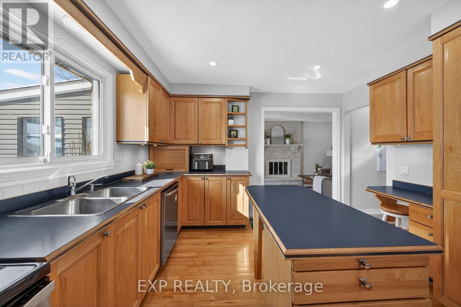 845 Syer Drive, Milton, Ontario  L9T 4C6 - Photo 13 - W12799364