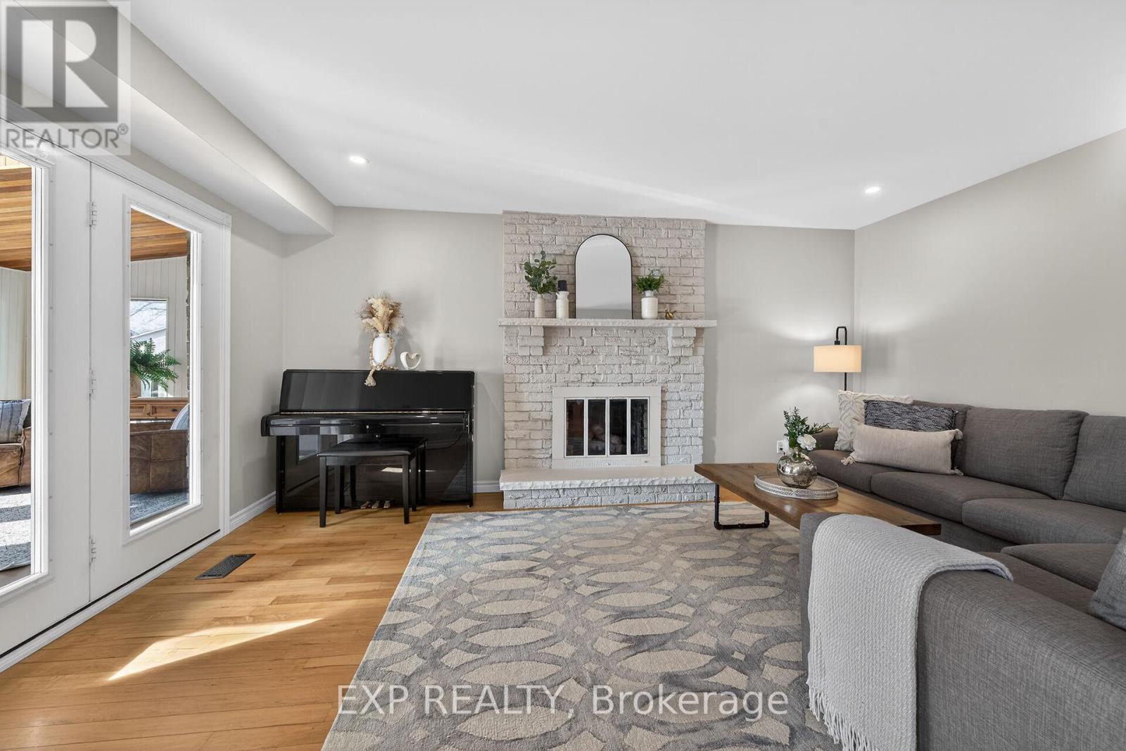 845 Syer Drive, Milton, Ontario  L9T 4C6 - Photo 16 - W12799364