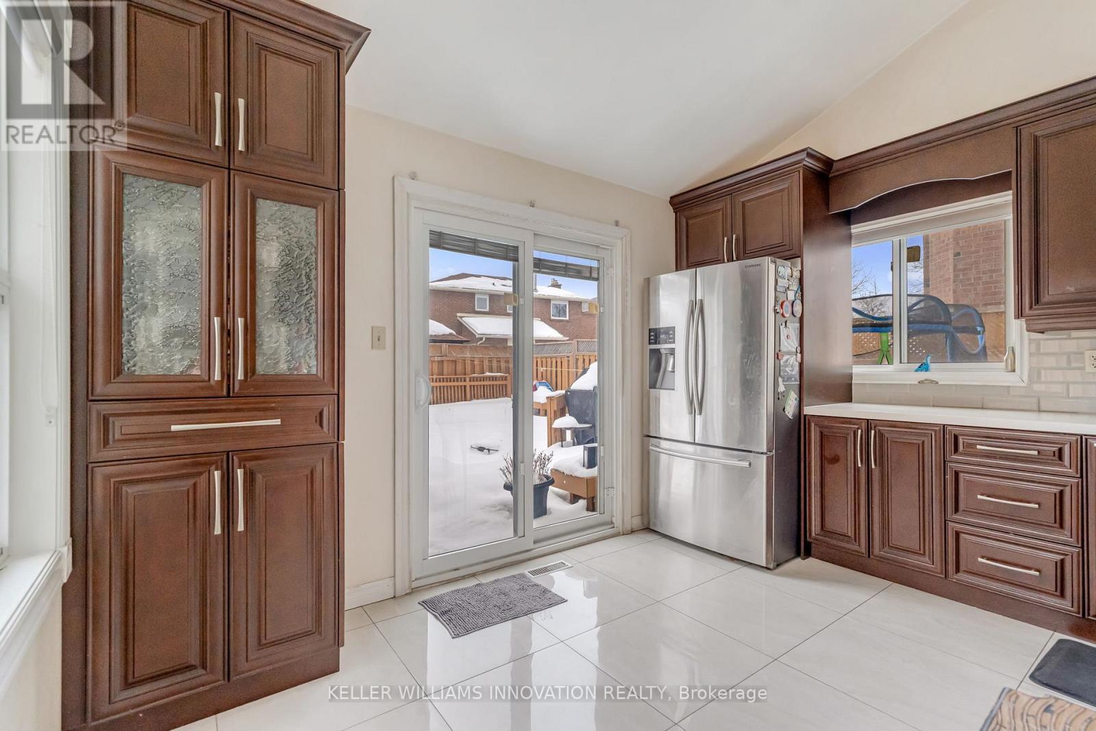 161 Havelock Drive, Brampton, Ontario  L6W 4G4 - Photo 18 - W12799396