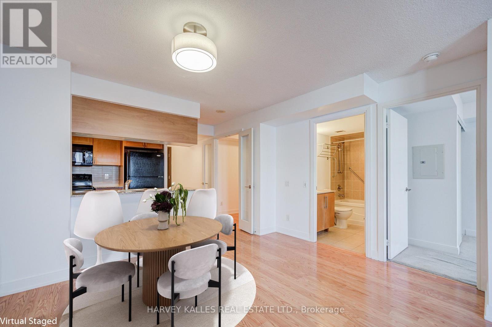 746 - 25 Viking Lane, Toronto, Ontario  M9B 0A1 - Photo 10 - W12799404