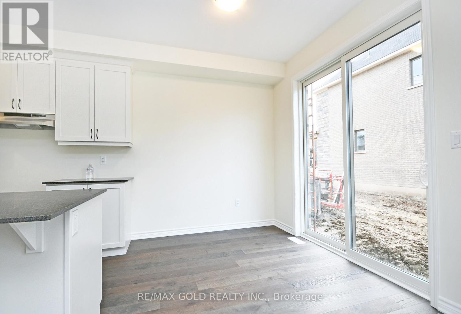 4 Salt Creek Terrace, Caledon, Ontario  L7C 4J1 - Photo 10 - W12799432