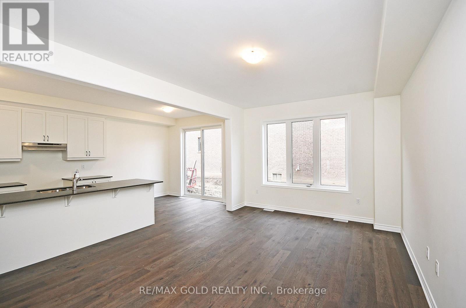 4 Salt Creek Terrace, Caledon, Ontario  L7C 4J1 - Photo 6 - W12799432