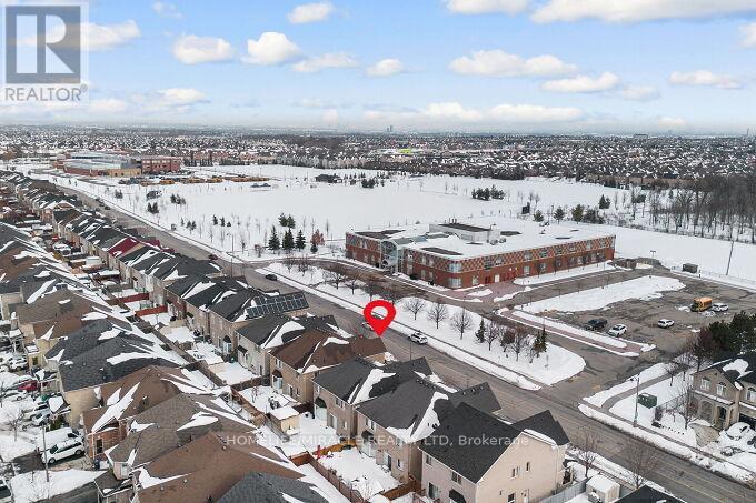 430 Father Tobin Road, Brampton, Ontario  L6R 0S2 - Photo 17 - W12799436