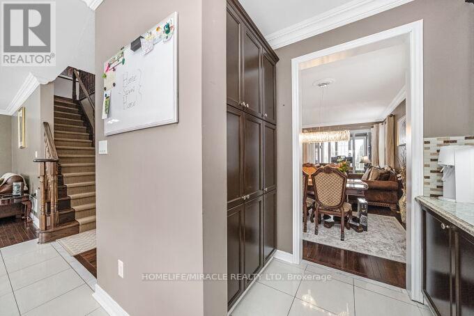 430 Father Tobin Road, Brampton, Ontario  L6R 0S2 - Photo 24 - W12799436