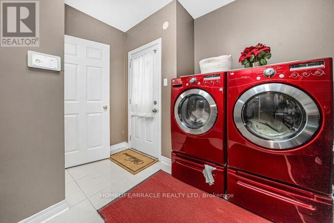 430 Father Tobin Road, Brampton, Ontario  L6R 0S2 - Photo 43 - W12799436