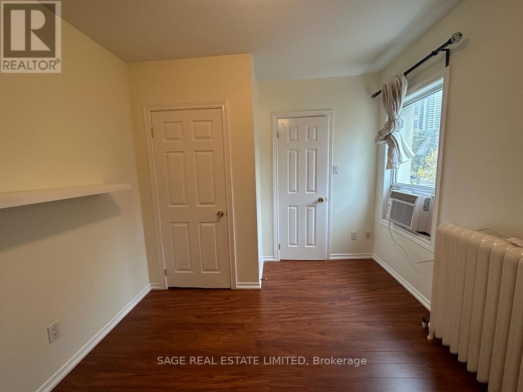 2 - 4868 Dundas Street W, Toronto, Ontario  M9A 1B5 - Photo 11 - W12799444