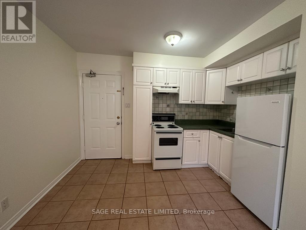 2 - 4868 Dundas Street W, Toronto, Ontario  M9A 1B5 - Photo 2 - W12799444