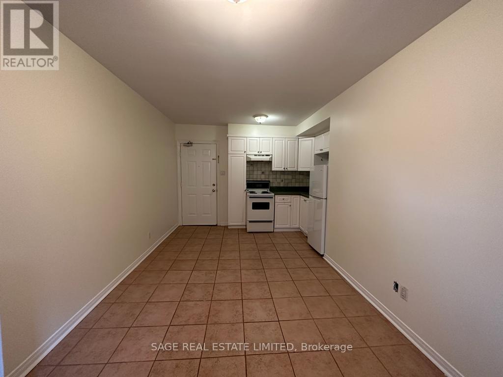 2 - 4868 Dundas Street W, Toronto, Ontario  M9A 1B5 - Photo 3 - W12799444