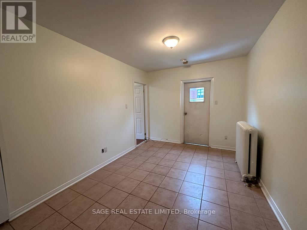 2 - 4868 Dundas Street W, Toronto, Ontario  M9A 1B5 - Photo 7 - W12799444