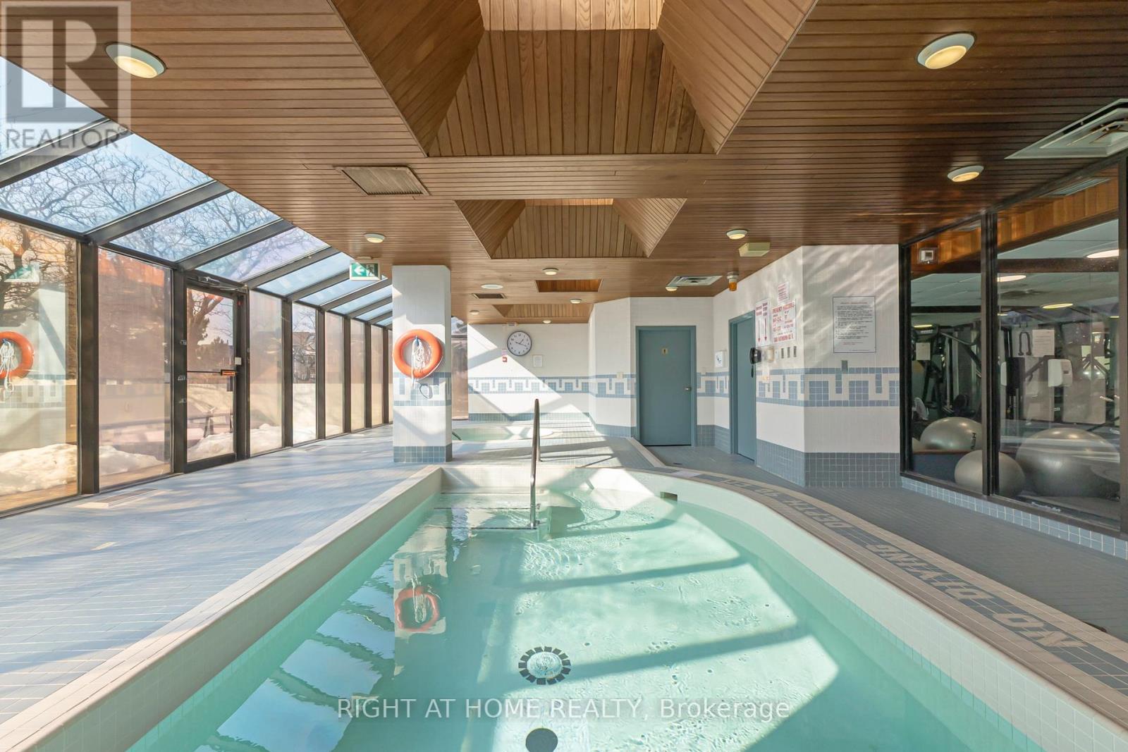 1507 - 1360 Rathburn Road E, Mississauga, Ontario  L4W 4H4 - Photo 42 - W12799458