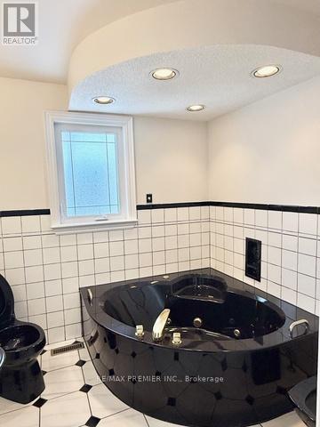 154a William Street, Toronto, Ontario  M9N 2H1 - Photo 20 - W12799494