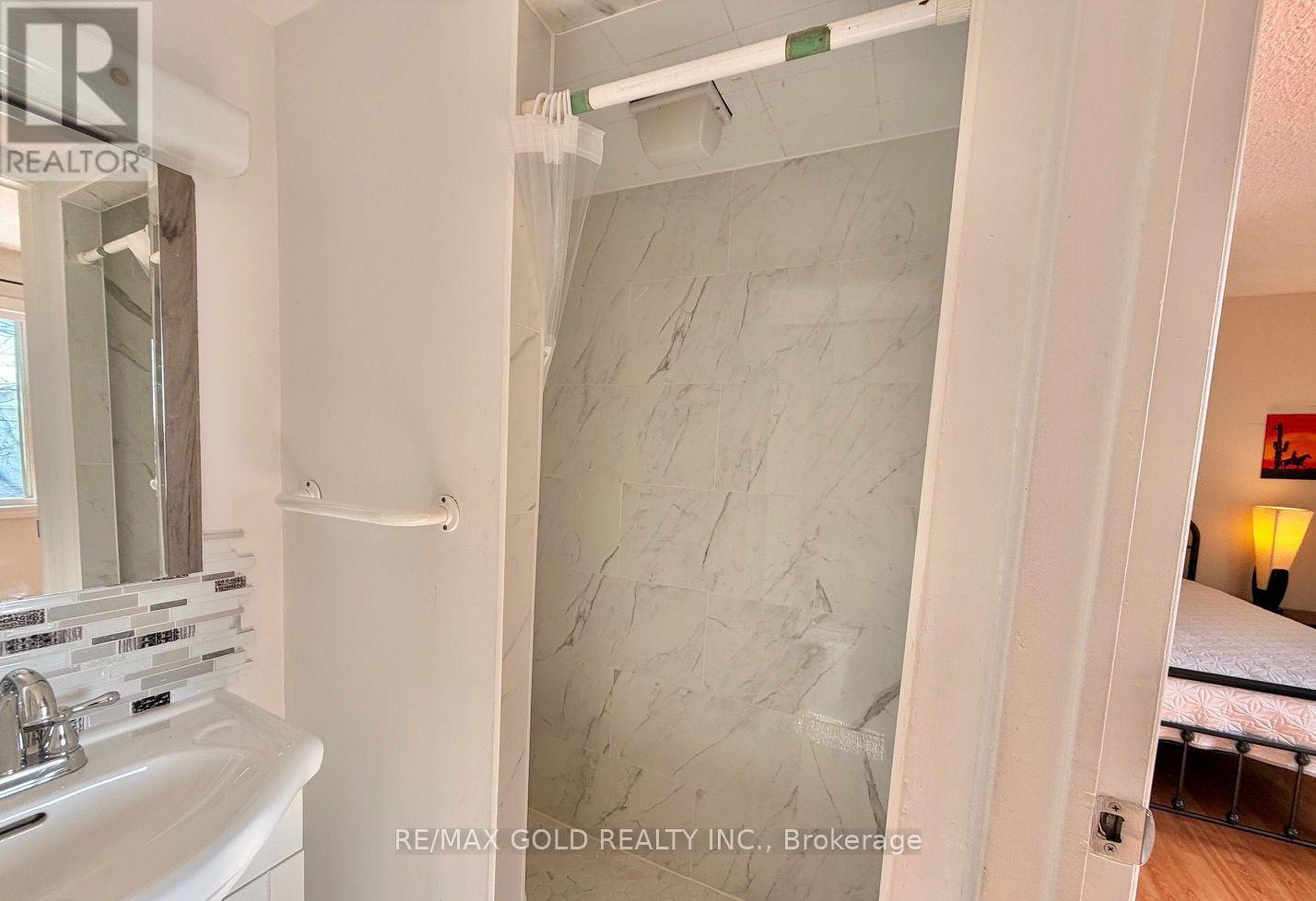 26 - 7707 Darcel Avenue, Mississauga, Ontario L4T 3W9 - Photo 21 - W12799504