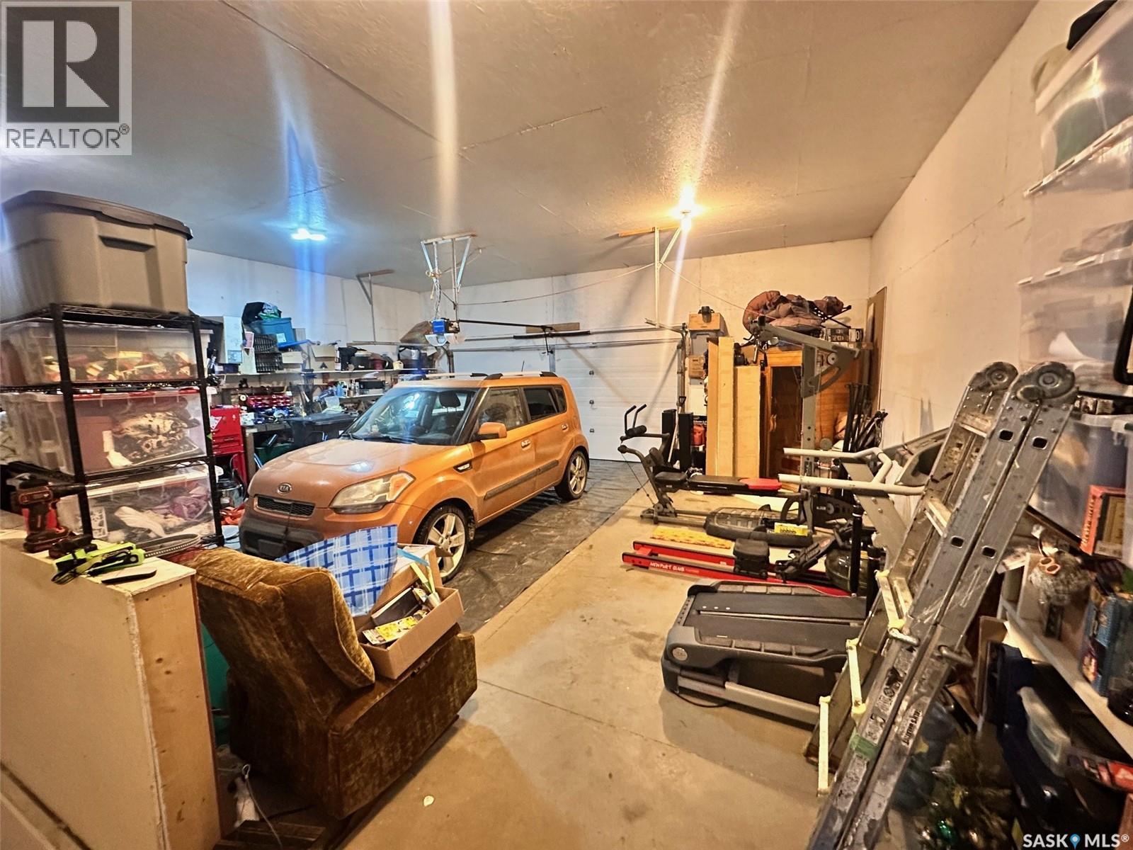 506 2nd Avenue Place, Radisson, Saskatchewan  S0K 3L0 - Photo 14 - SK028816