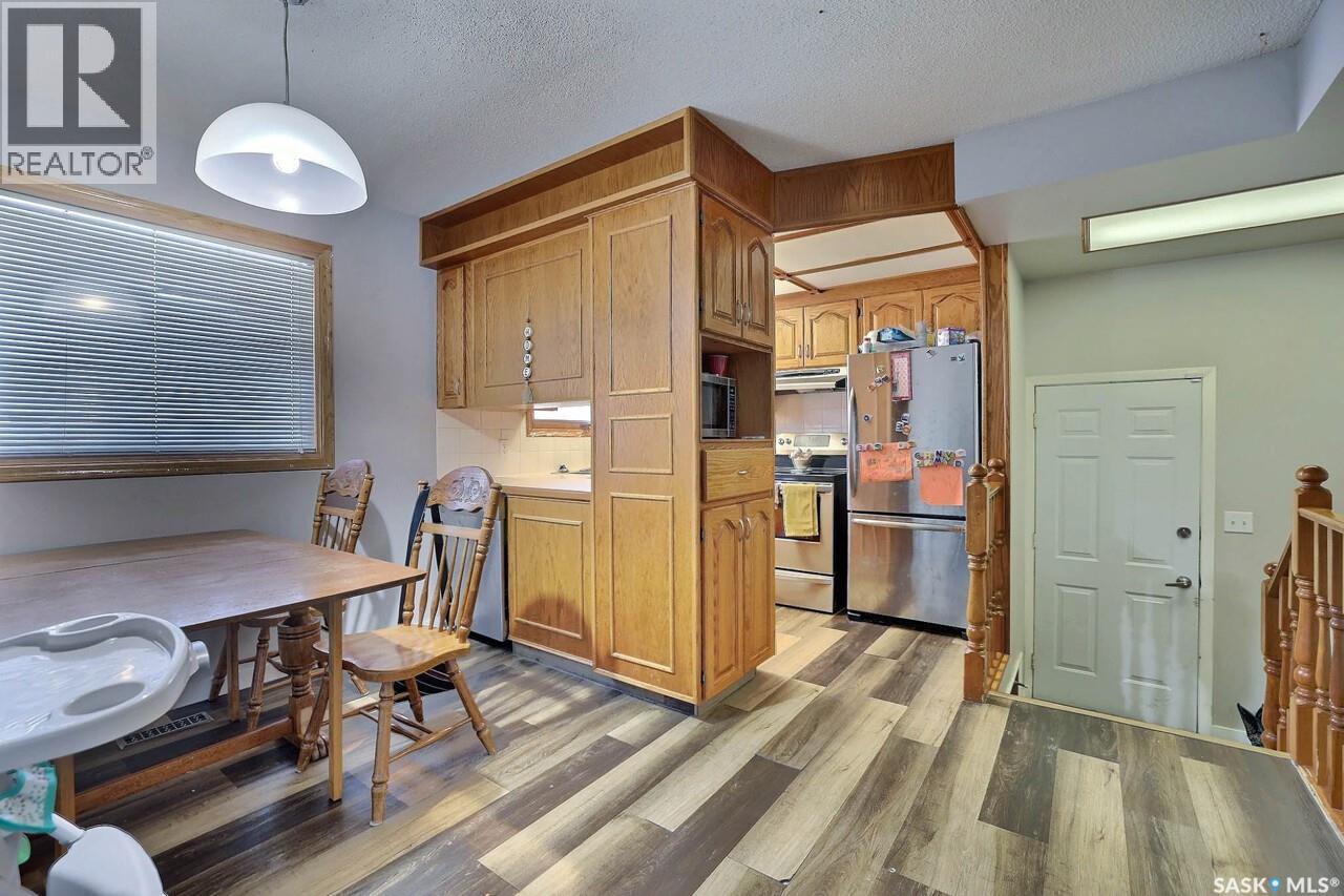 61 Bannister Avenue, Regina, Saskatchewan  S4R 5K8 - Photo 6 - SK028779