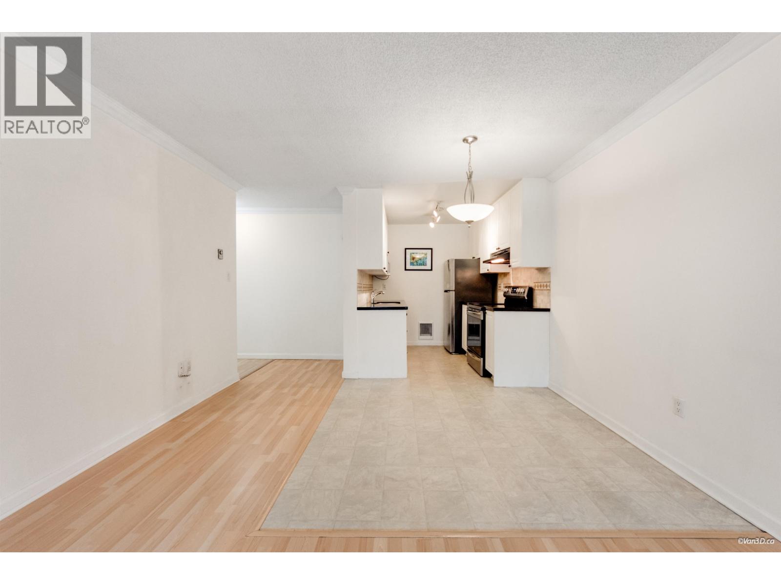 109 9847 Manchester Drive, Burnaby, British Columbia  V3N 4P4 - Photo 5 - R3090856